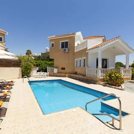 Villa Camelia By Peyia