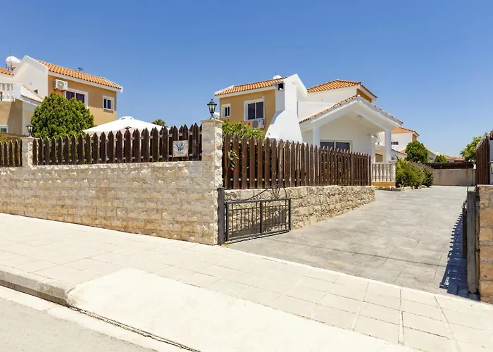 Camelia By Villa Peyia